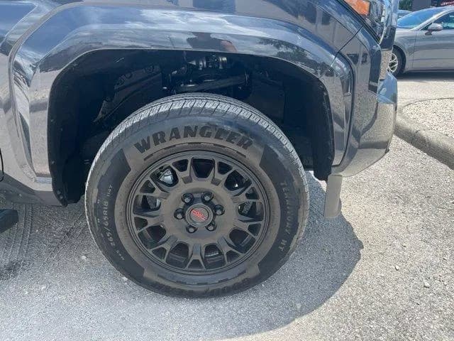Toyota Tacoma SR5 — фото 3