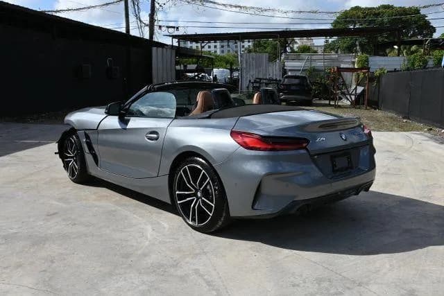 BMW Z4 sDrive30i — фото 4