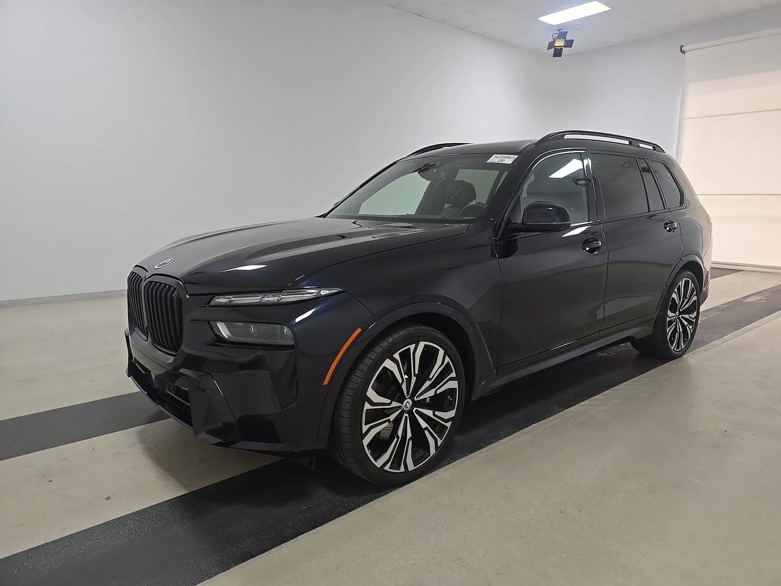 BMW X7 xDrive40i — фото 1