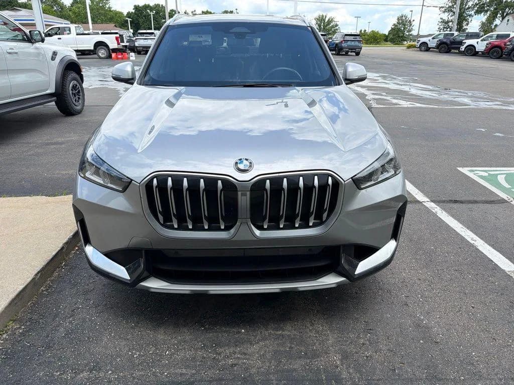 BMW X1 xDrive28i — фото 3
