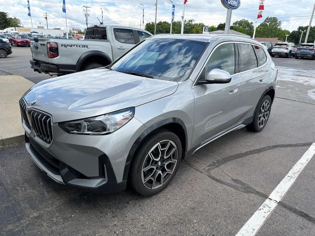 BMW X1 xDrive28i — фото 1