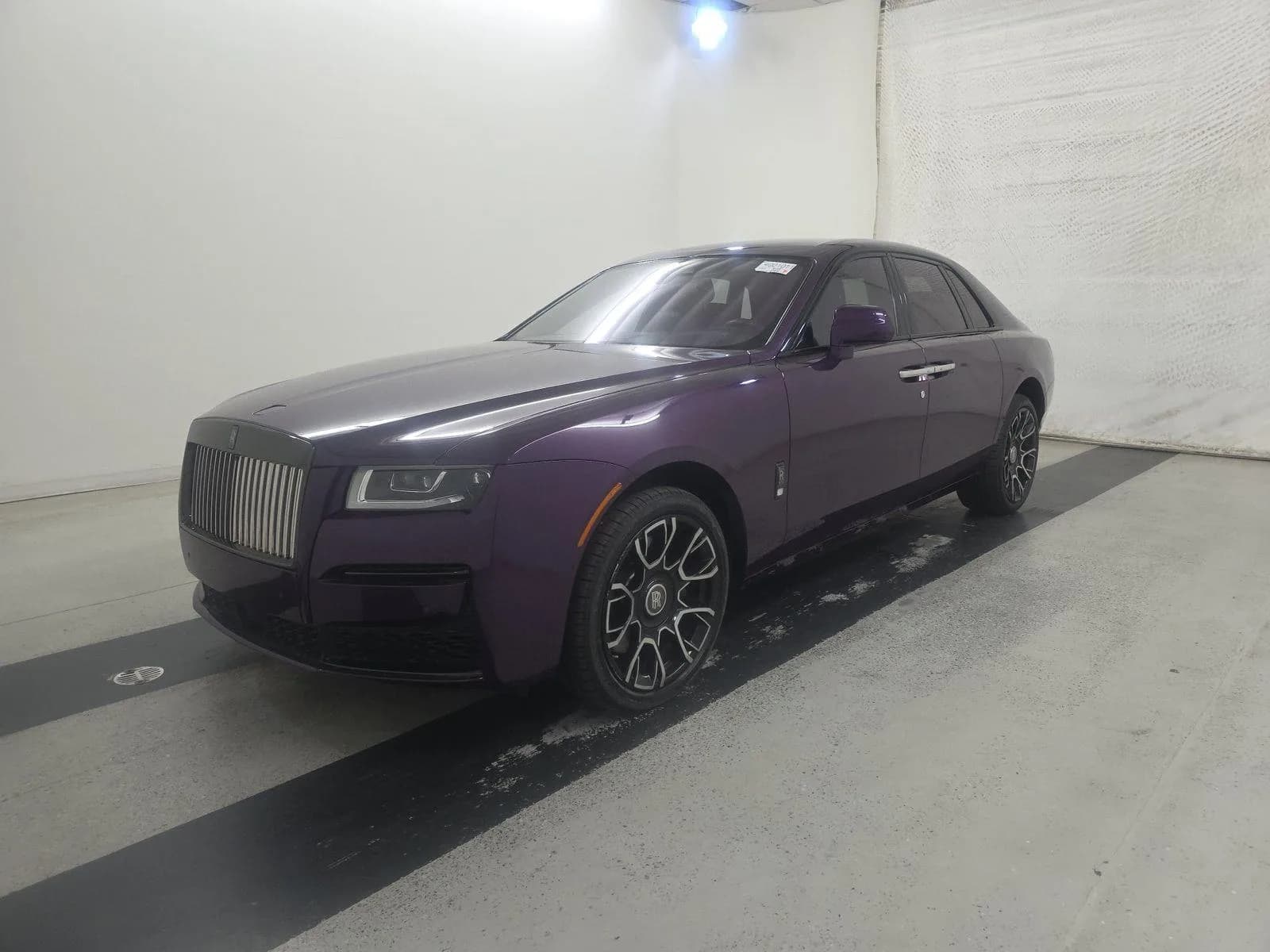 Rolls-Royce Ghost Black Badge — фото 1