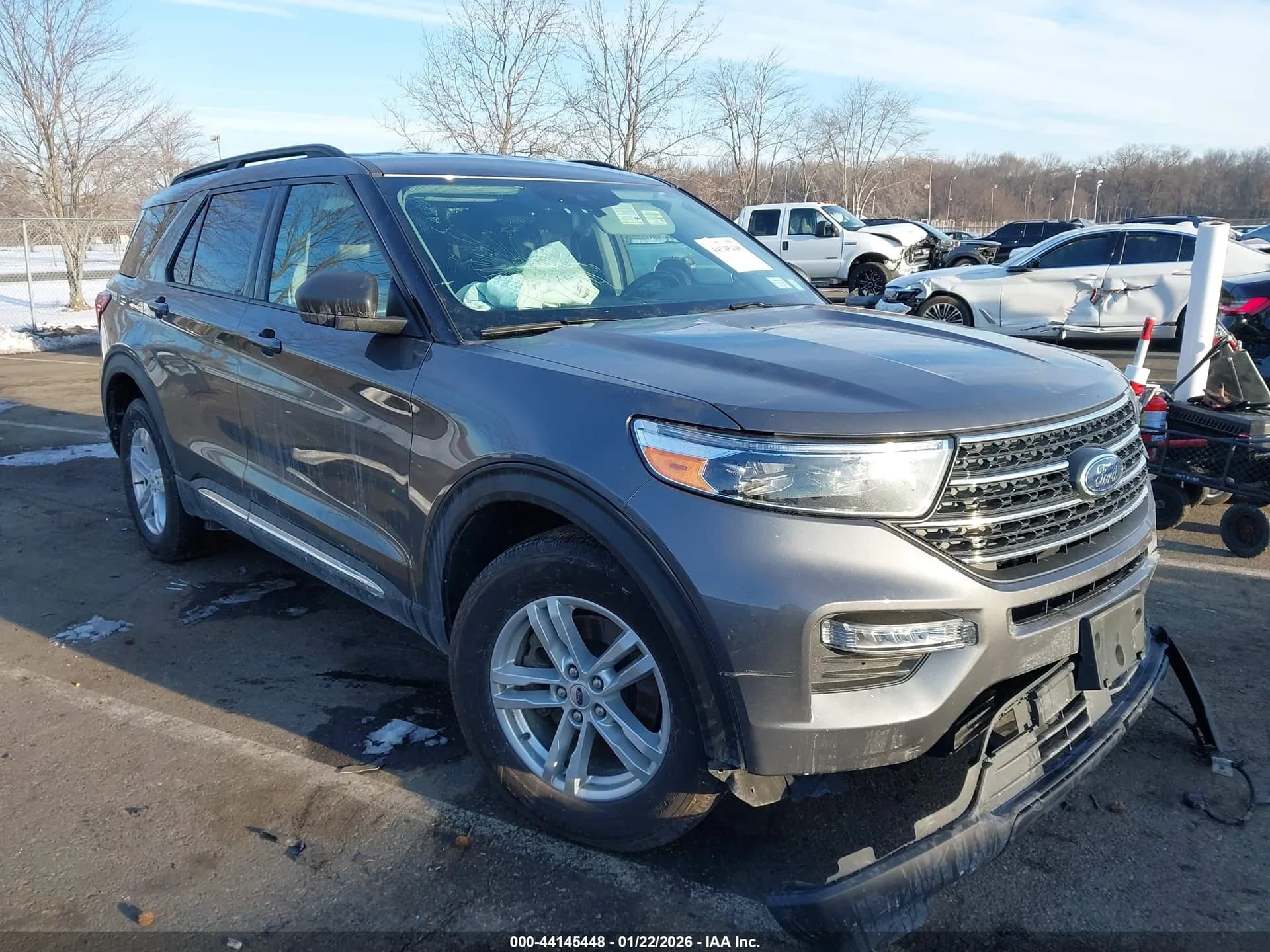 FORD EXPLORER Xlt — фото 1